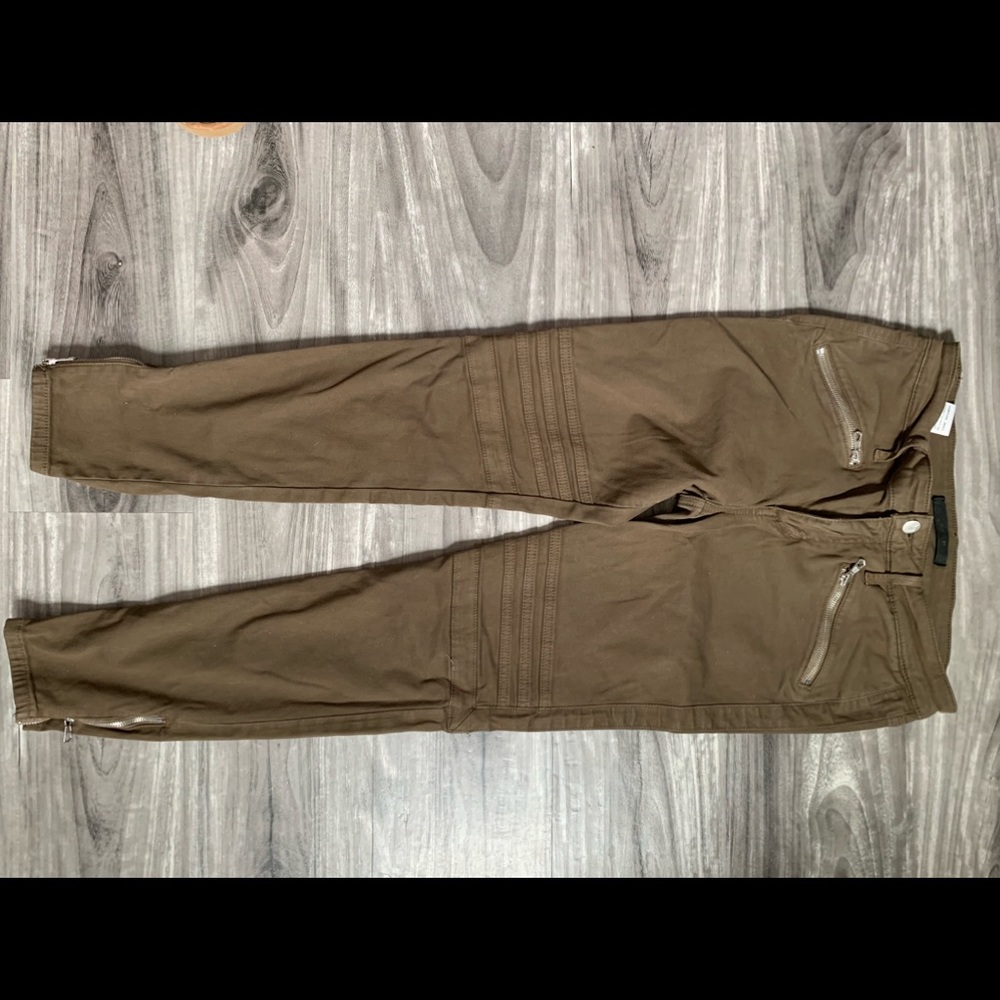 Joe’s Jeans size 30.